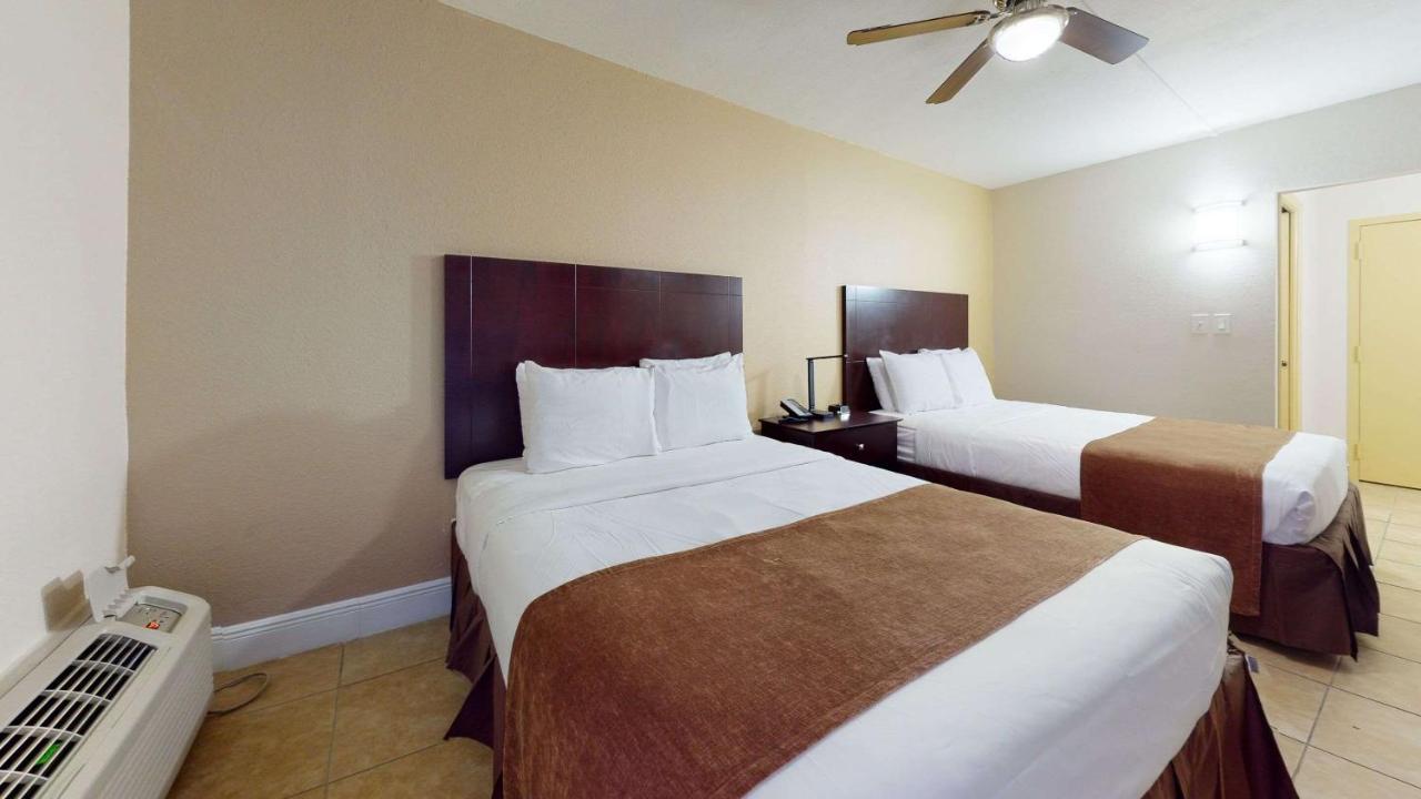 Rodeway Inn & Suites Fort Lauderdale Airport & Cruise Port Dania Beach Esterno foto