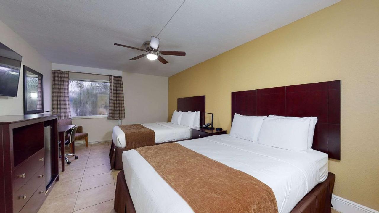 Rodeway Inn & Suites Fort Lauderdale Airport & Cruise Port Dania Beach Esterno foto