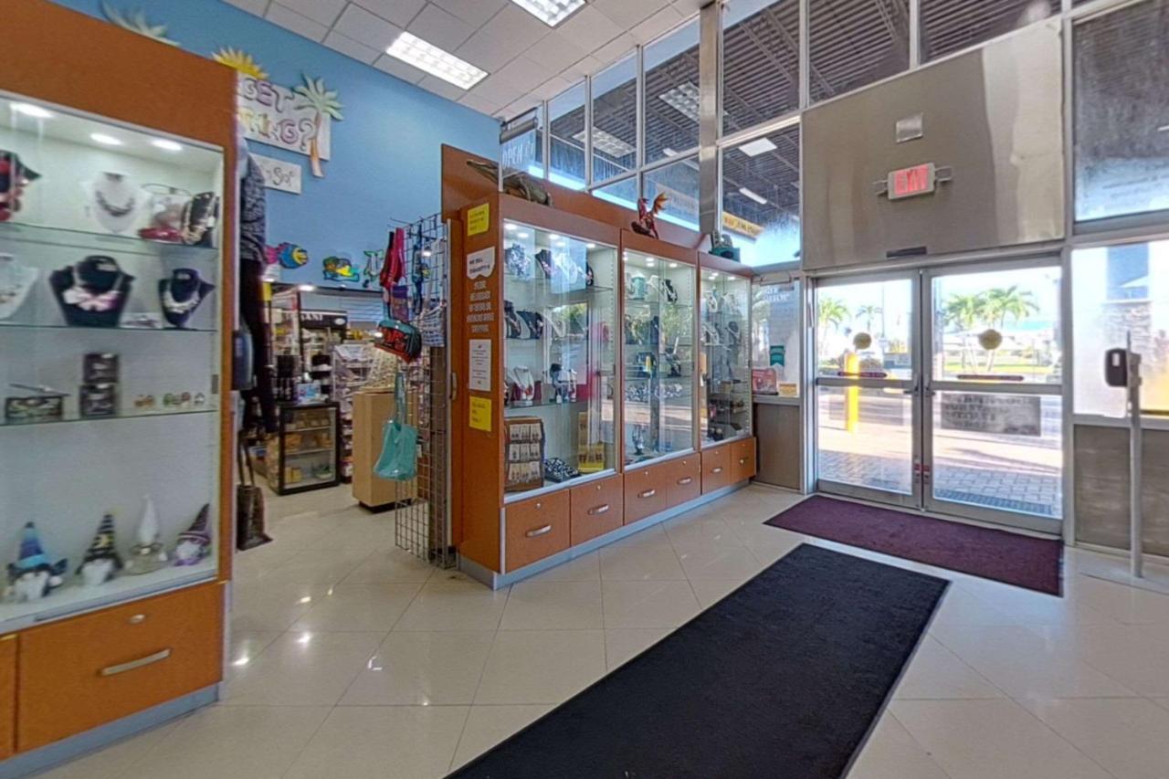 Rodeway Inn & Suites Fort Lauderdale Airport & Cruise Port Dania Beach Esterno foto
