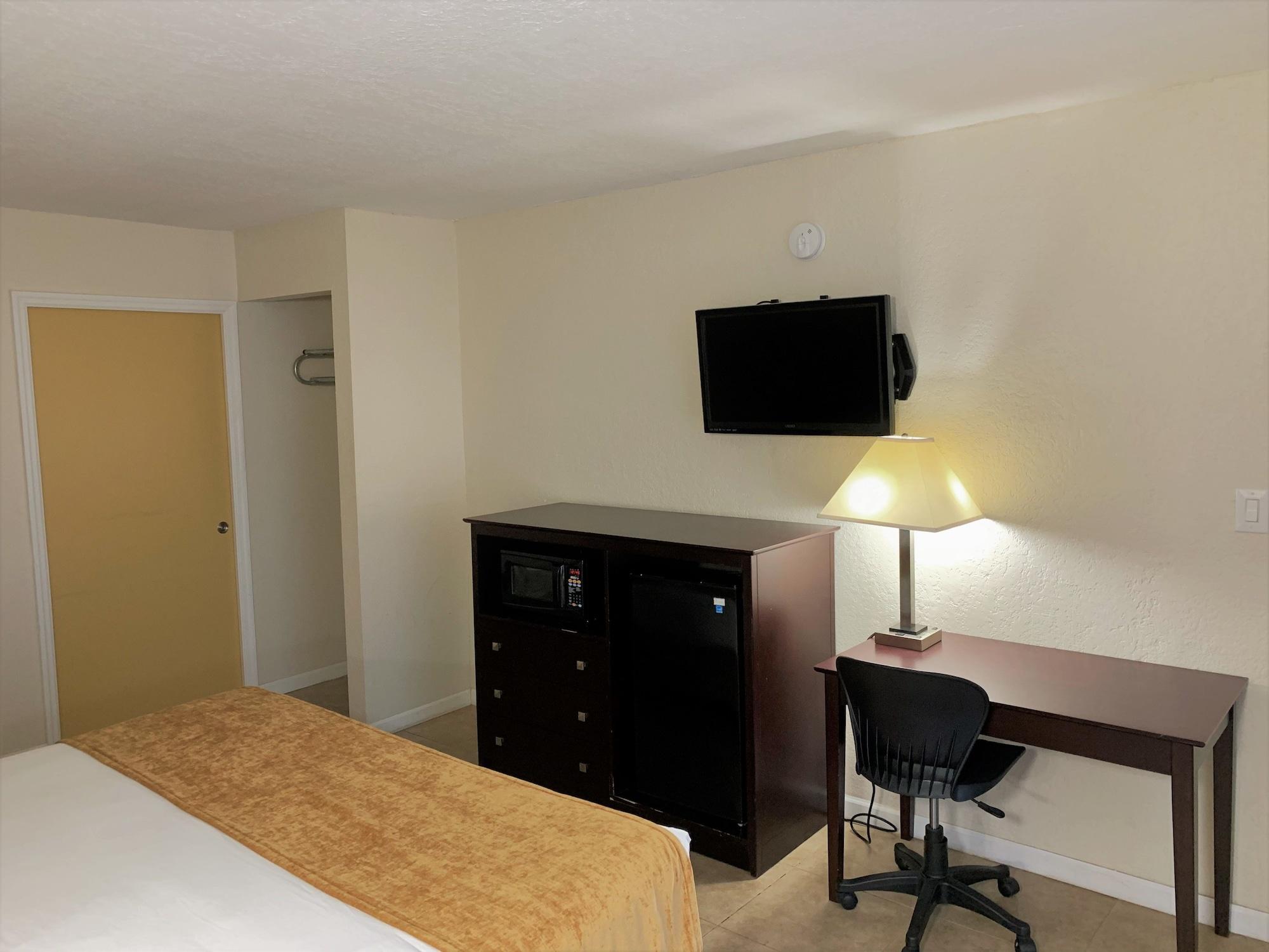 Rodeway Inn & Suites Fort Lauderdale Airport & Cruise Port Dania Beach Esterno foto